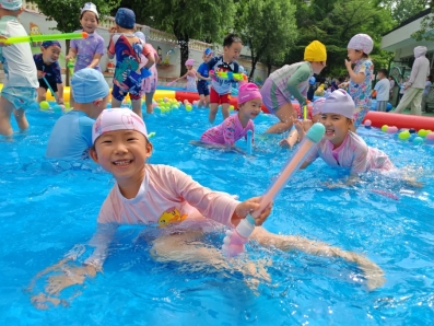 清凉一夏,“泼”水快乐|幼教中心泼水节主题活动圆满落幕